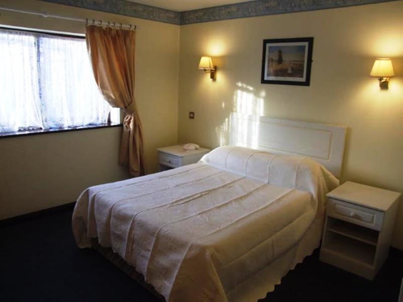 The Amblehurst Hotel Sale Extérieur photo